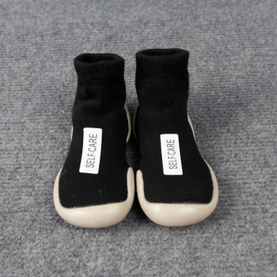 Giày tất tập đi cho bé đế cao su chống trượt - Cổ cao phong cách Hàn Quốc Comfybaby GB001 - chính hãng (Màu đen)