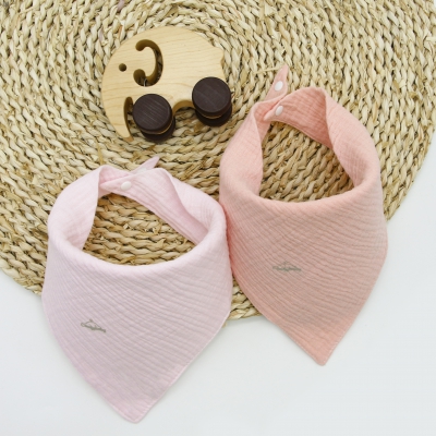 Set 2 yếm tam giác cho bé giữ ấm cổ Comfybaby CF1120-YTG1 từ sơ sinh tới 1 tuổi - 2 lớp vải Muslin cotton 100% màu hồng