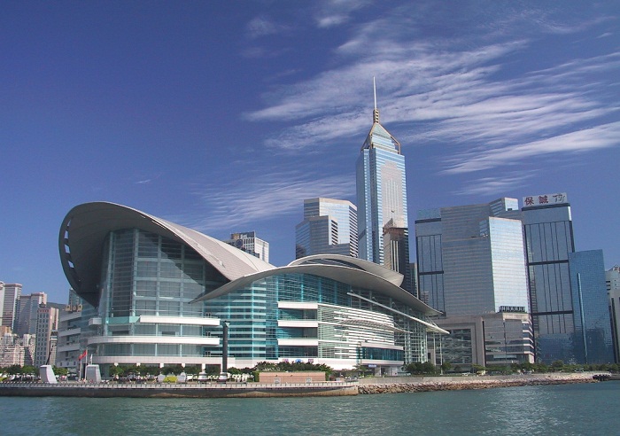Ghé thăm trung tâm Hữu nghị và triển lãm Hồng Kông